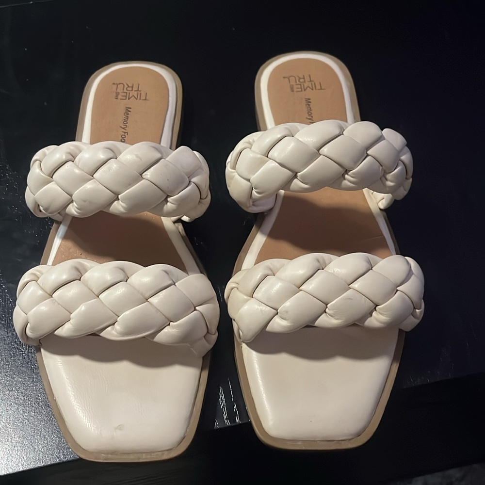Time and Tru Women's White Braided Sandals